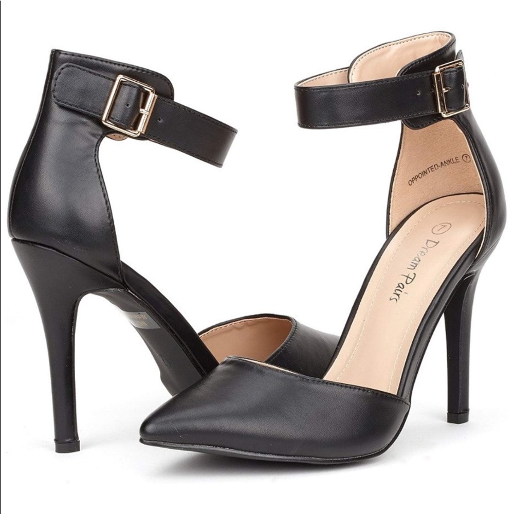 •SOLD•        Worn ONCE! Black Pumps!🖤